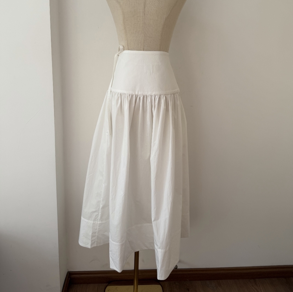 Helsa Midi Wrap Skirt in Tech Poplin in White - Picture 10 of 16
